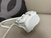 Chanel small backpack in white 20.5x20x11.5cm - 4