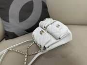 Chanel small backpack in white 20.5x20x11.5cm - 3