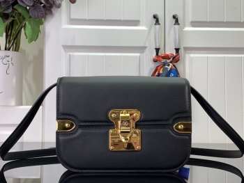 Louis Vuitton Orsay MM bag in black 21.5x15.8x5cm