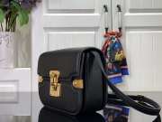 Louis Vuitton Orsay MM bag in black 21.5x15.8x5cm - 2