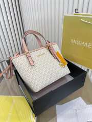 MK shopping bag in white 22x19cm - 4