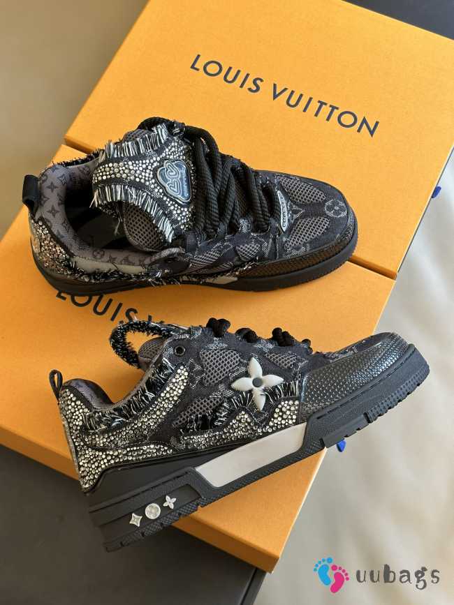 Louis Vuitton skate sneakers in black - 1