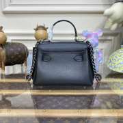 LV M21088 Lockme Ever In Black 23x17x10cm - 5