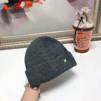 Louis Vuitton wool hat 02