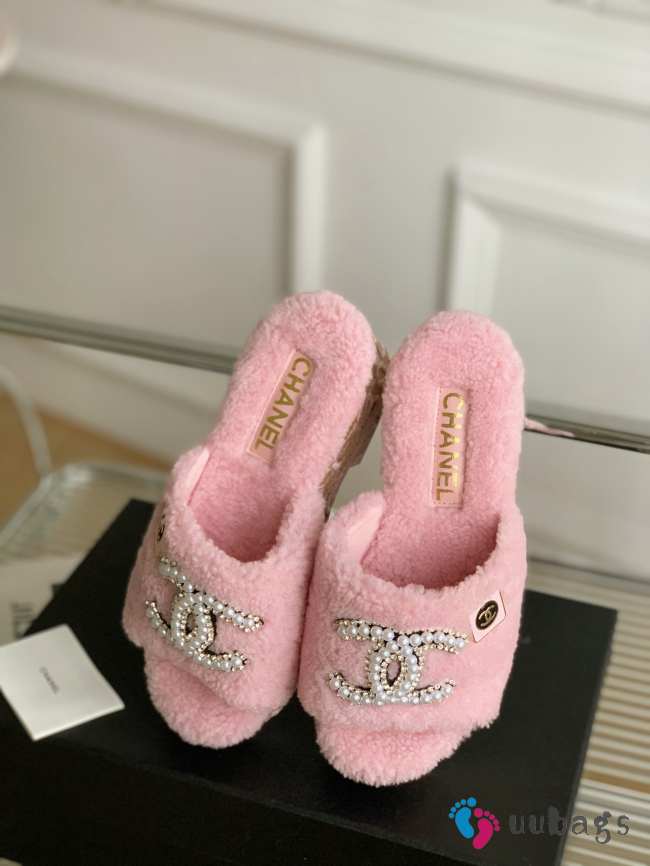 Chanel Fur Slide Sandals In Pink - 1