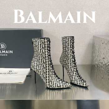 Balmain Uria Boots 04 in Smooth Sky Printed Leather