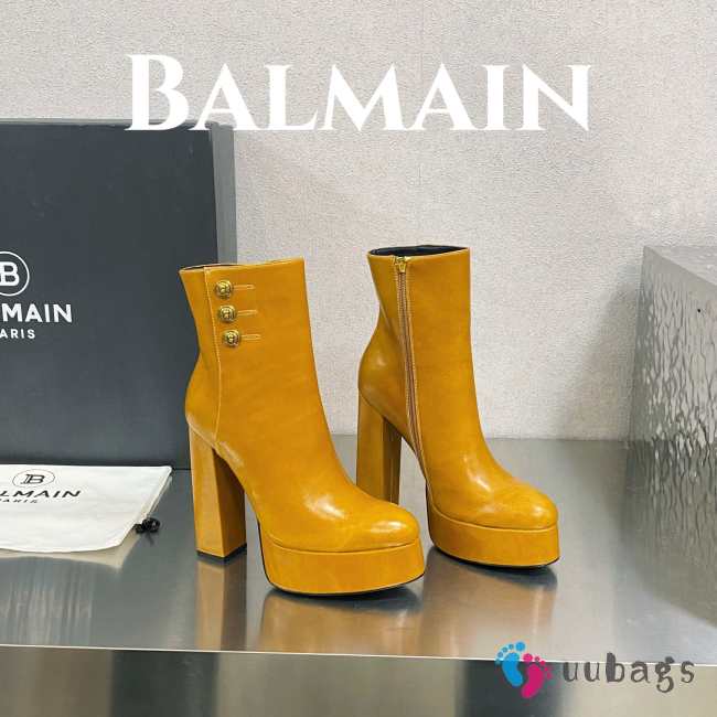 Balmain Brune leather ankle boots in yellow - 1