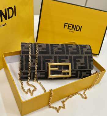 Fendi wallet 18.5x3x9.5cm