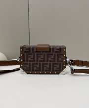 Fendi Trunk Baguette Bag 19×4×11cm  - 2