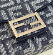 Fendi Baguette 1997 Shoulder Bag 21.5x6.5x12cm - 2