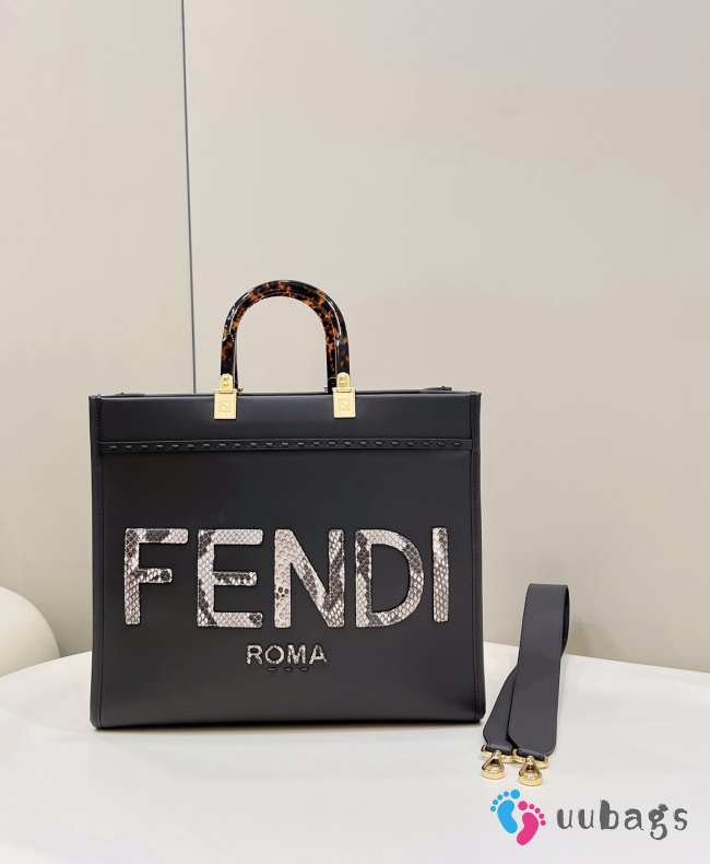 Fendi Sunshine Small Leather Black 36×12×31cm - 1