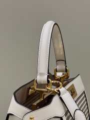 Fendi Iconic Peekaboo ISeeU In White 34x13.5x26cm - 3