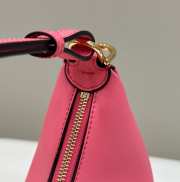 Fendi photography Small Pink leather bag 29x24.5x10cm - 4