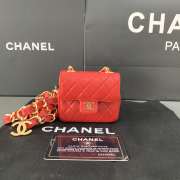 Chanel belt bag in red 8.5x8x3cm - 1