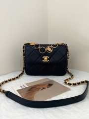 Chanel black flap bag with gold buckle 18×7×14cm - 1