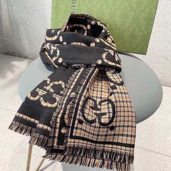 Gucci wool silk scarf in black size 47x180cm