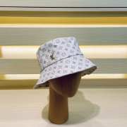 Louis Vuitton Bucket Hat In White - 1