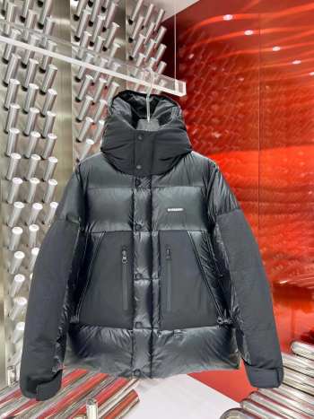 Burberry Men's Brendan Hooded Puffer Jacket In Black