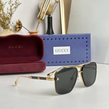 Gucci glasses