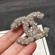 Chanel diamond brooches - 6