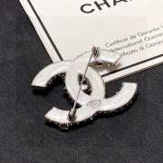 Chanel diamond brooches - 4