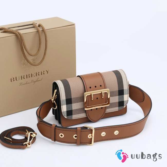 Burberry Small Buckle House Check 02 Bag 19.5x12x5cm - 1