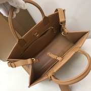 Burberry Men Denny Grain Leather Tote Caramel Bag 27x11x20cm - 6