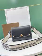 Burberry Topstitched Leather Note Crossbody Bag Black 25x8.5x18cm - 1