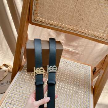 Burberry calfskin belt in black width 3cm