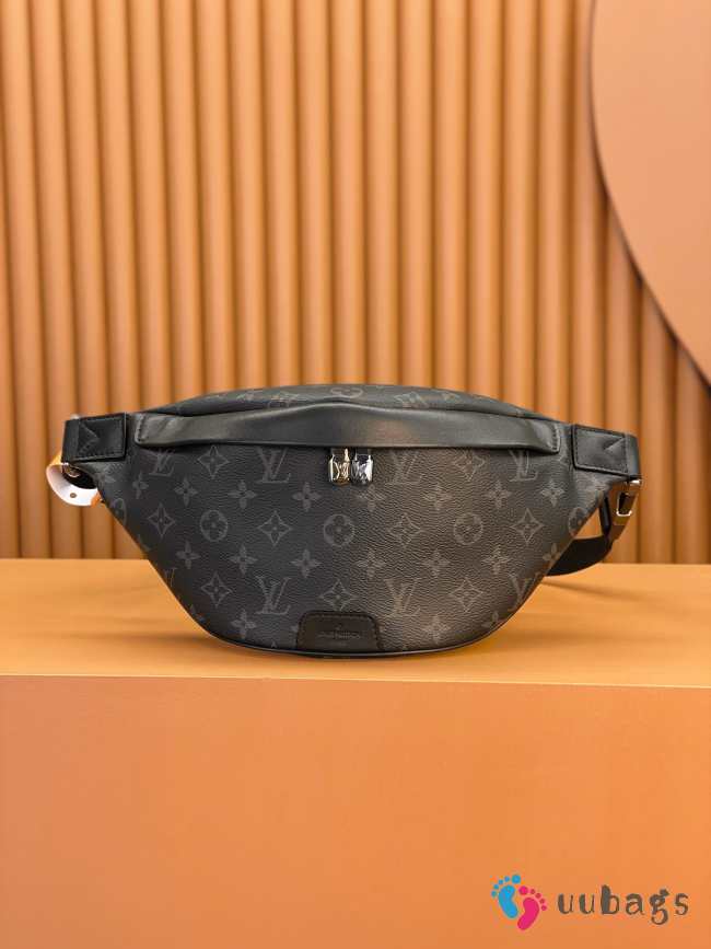 Louis Vuitton Discovery Bumbag Monogram M46035 - 1