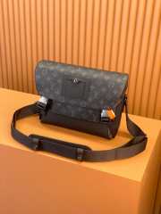 Uubags | Louis Vuitton Messenger Voyager Monogram Eclipse PM Black - 5