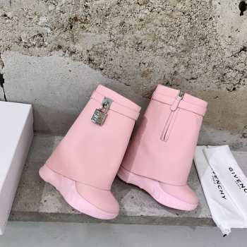 Givenchy Shark lock boots in pink