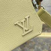 Louis Vuitton M82804 Fastline Wearable Wallet In Yellow 17.3x12x7cm - 3