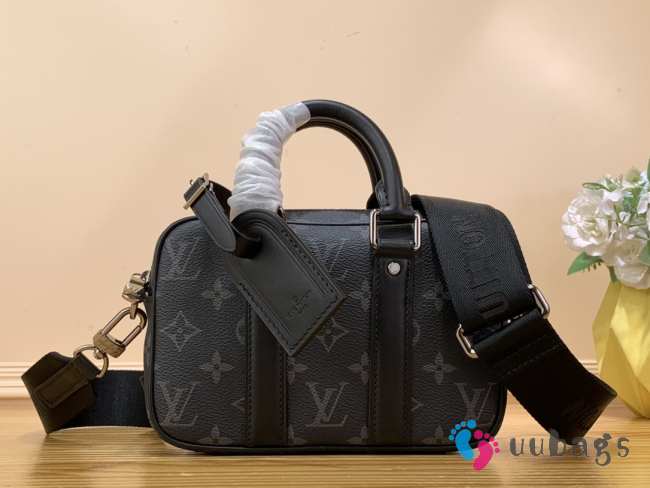 Louis Vuitton M82770 Nano Porte Documents Voyage 20x13x5.5cm - 1