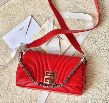 Givenchy Micro 4G bag in quilted leather red 25x15x6cm