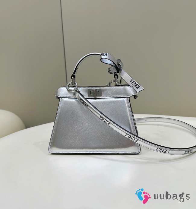 Fendi by Marc Jacobs Peekaboo In Silver Small Bag 20x11x15cm - 1