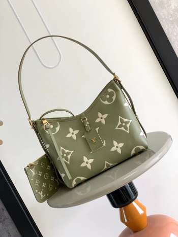 Louis Vuitton M46288 Carryall PM Bag In Green 29x24x12cm