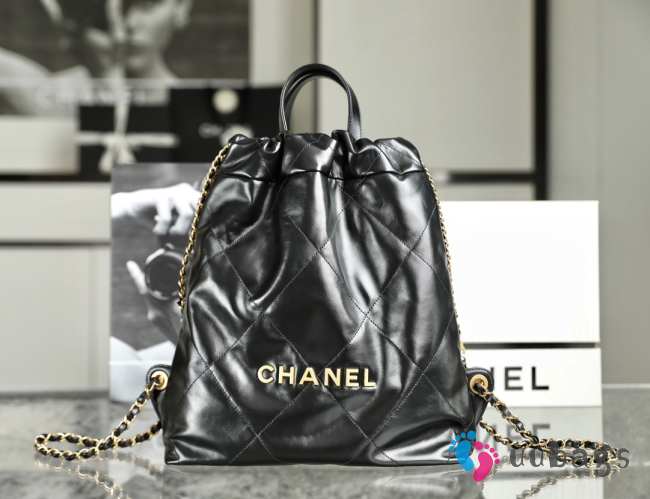 Chanel 22 Backpack Calfskin & Gold-Tone Metal Black - 1