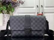 Louis Vuitton M46794 S-Cape Messenger Bag 28x16x10cm - 1