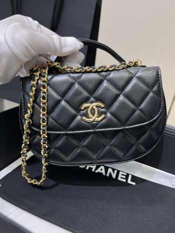 Chanel Black Leather Embellished Flap Saddle Bag 19x11.5x3.5cm