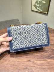 Tory Burch T Monogram Cotton Chain Wallet In Blue  - 5