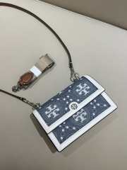 Tory Burch Small T Monogram Blue Bag 15x23x9cm - 1