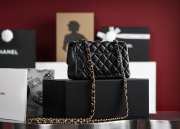 Chanel flap bag with gold buckle in black 12x20x6cm - 2