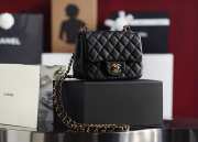 Chanel flap bag black caviar with gold buckle 13x17x8cm - 5