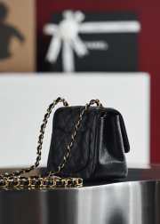 Chanel flap bag black caviar with gold buckle 13x17x8cm - 3