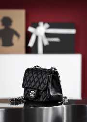 Chanel flap bag black lambskin with silver buckle 13x17x8cm - 2