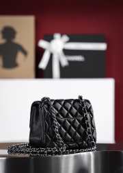 Chanel flap bag black lambskin with silver buckle 13x17x8cm - 3