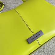 Marc Jacobs top handle bag in green 24x18x10cm - 2