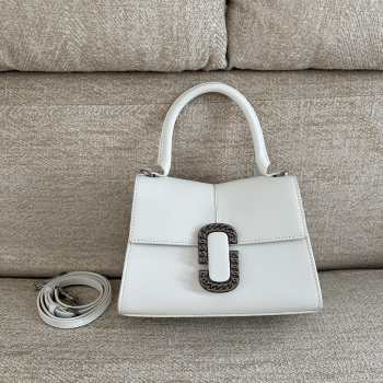 Marc Jacobs top handle bag in white 24x18x10cm