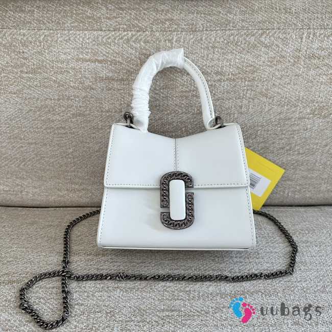 Marc Jacobs top handle bag in white 19.5x15.5x9cm - 1